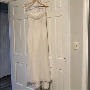 White prom/wedding dress
